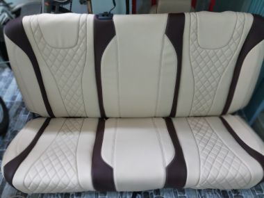 Bọc nệm da xe Ford Ranger boc da nhân tạo xuất xứ từ Thái Lan phối nâu kem