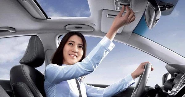 L&agrave;m sao để khử ho&agrave;n to&agrave;n m&ugrave;i xe &ocirc; t&ocirc; mới?