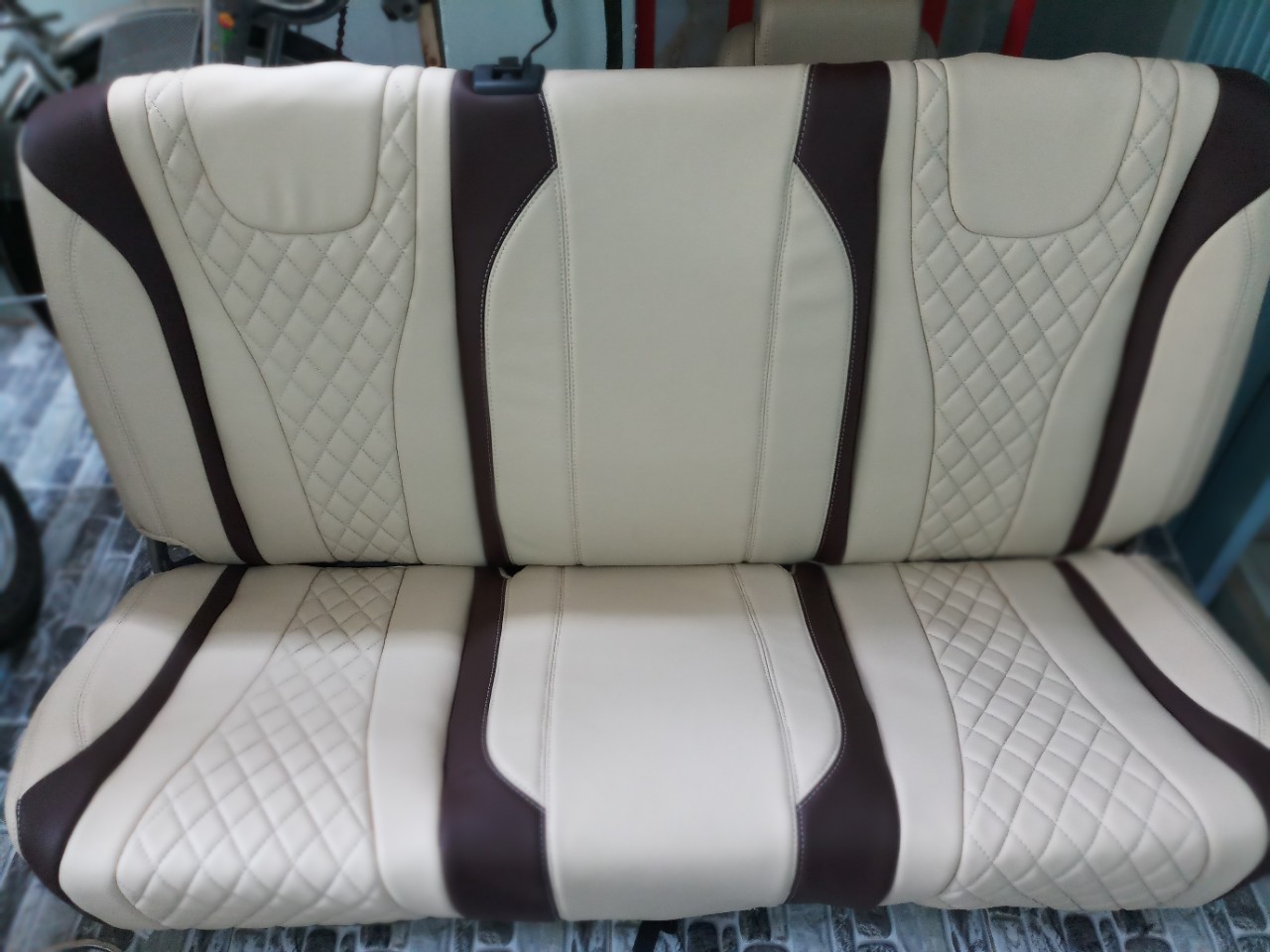 boc-ghe-da-o-to-gia-re-tai-hcm