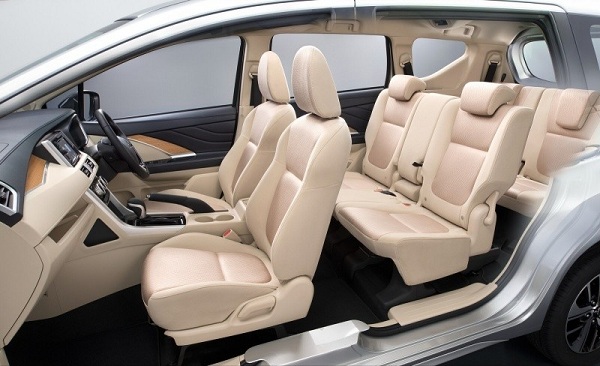 gi&aacute; bọc ghế da xe xpander