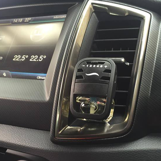 nước hoa xe hơi cao cấp 1