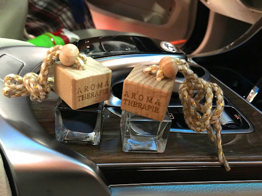 nước hoa xe hơi cao cấp 7