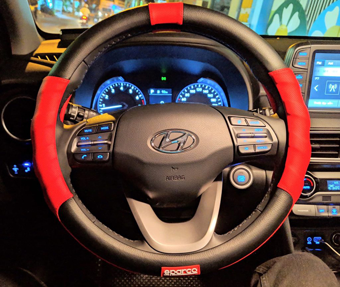 trang tr&iacute; oto